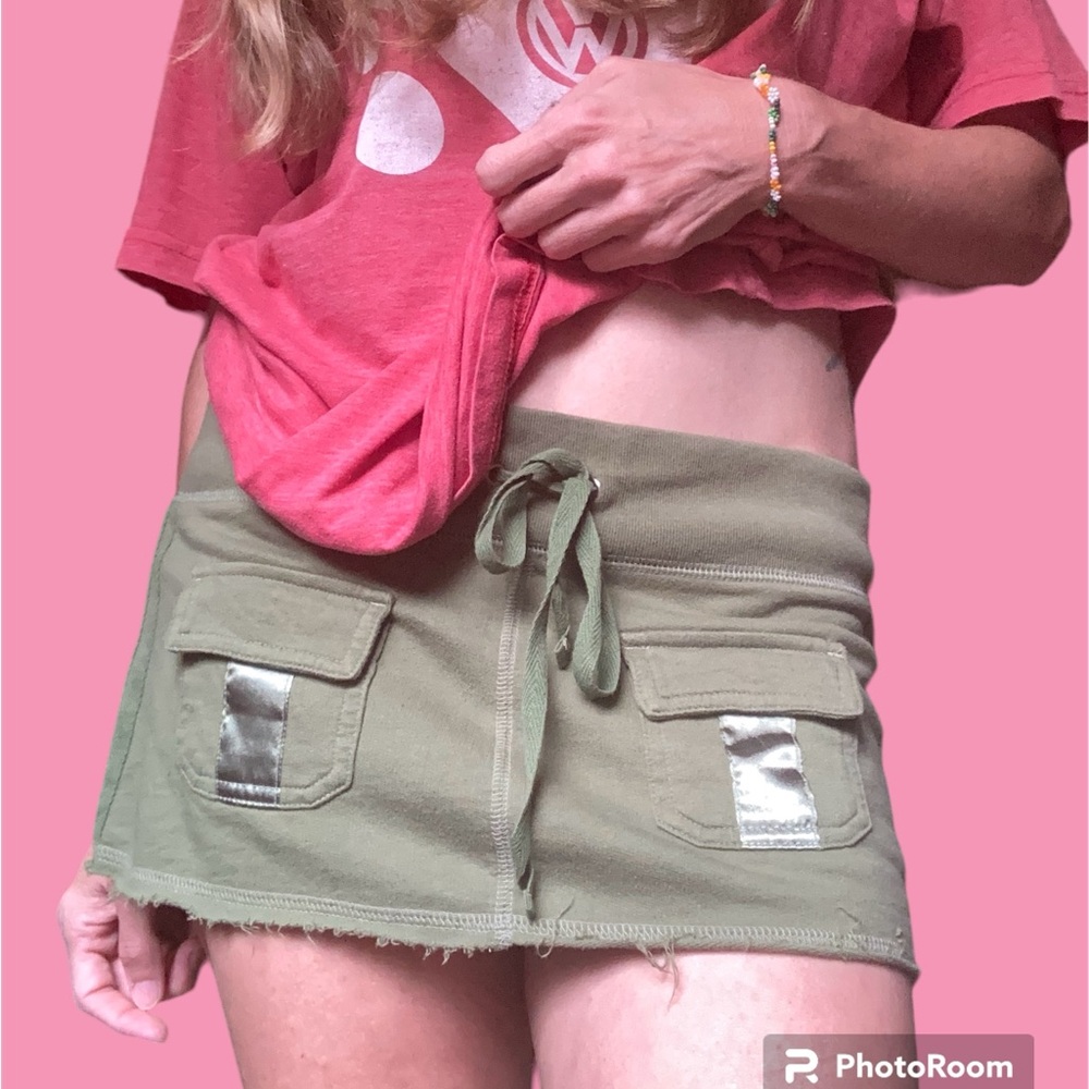 Vintage Y2K low rise cargo mini skort